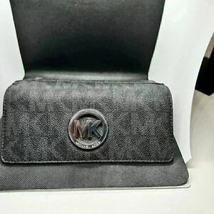 Michael Kors black Fulton Carryall wallet